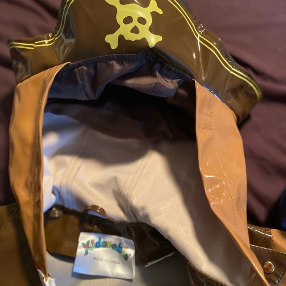 Pirate Rain Jacket - Picture 4 of 5